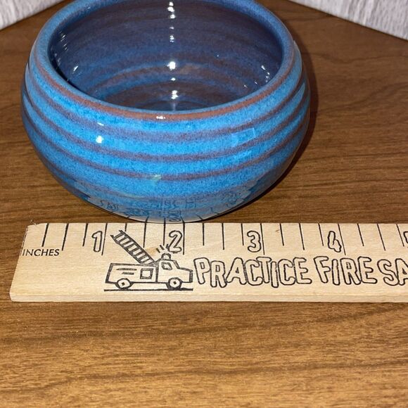 Vintage RACKLIFFE Pottery Blue Hill Maine Blueberry Jelly Dish And Lid - Picture 11 of 14